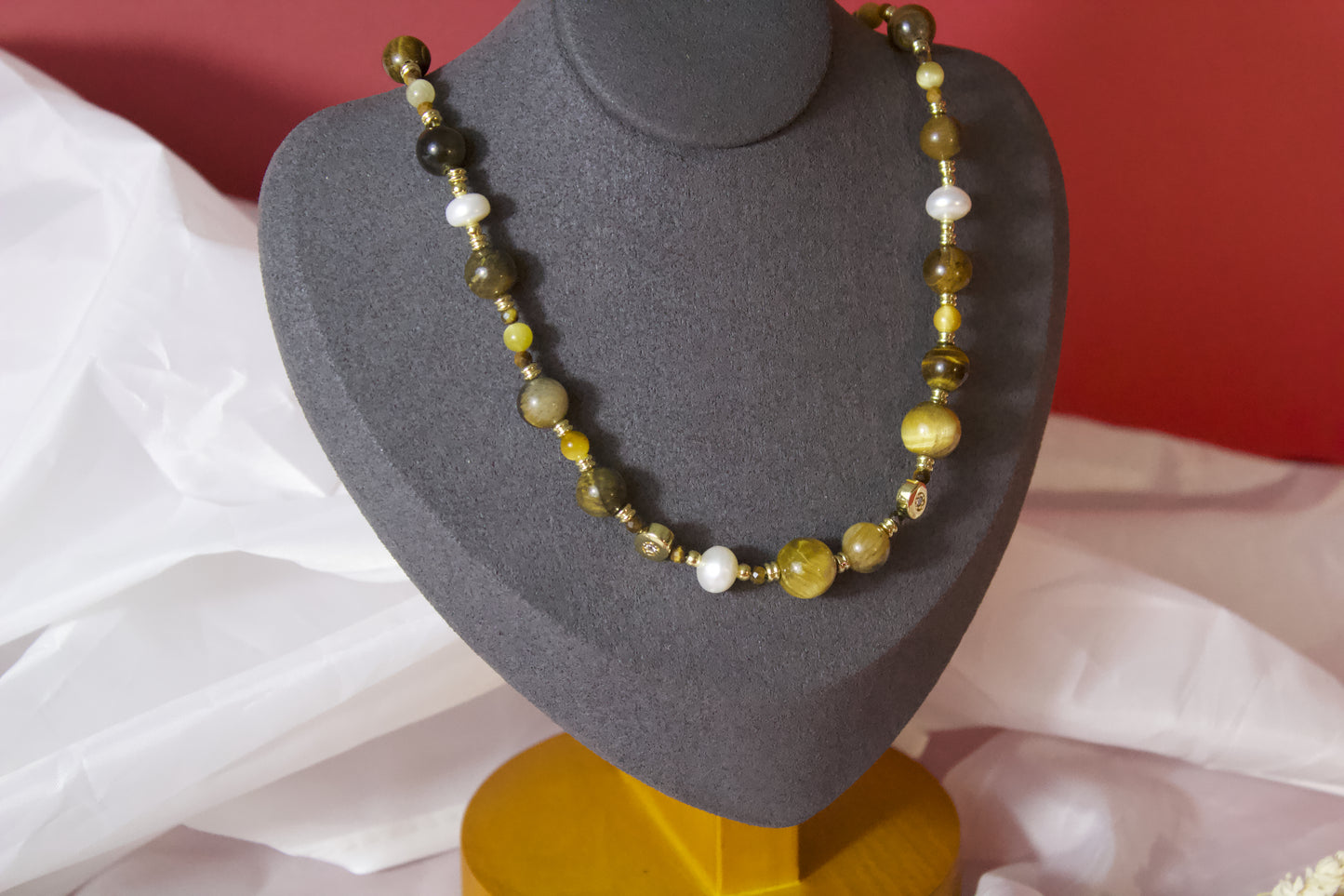 Chenmu – Tiger Eye & Pearl Rhythm Necklace