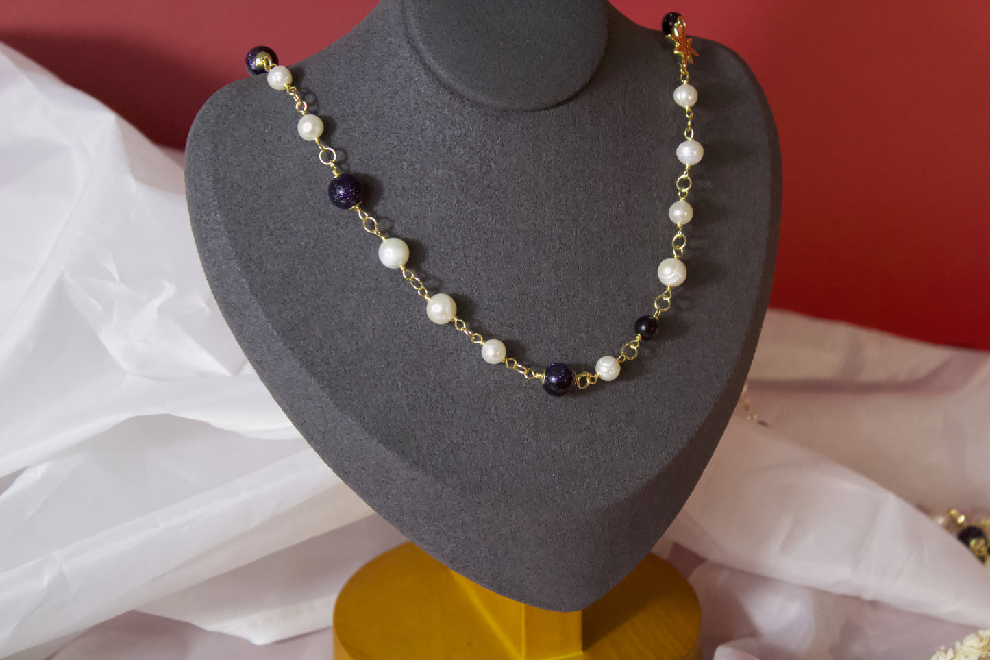 Zhenhei – Blue Goldstone (Synthetic Gemstone) & Baroque Pearl Necklace