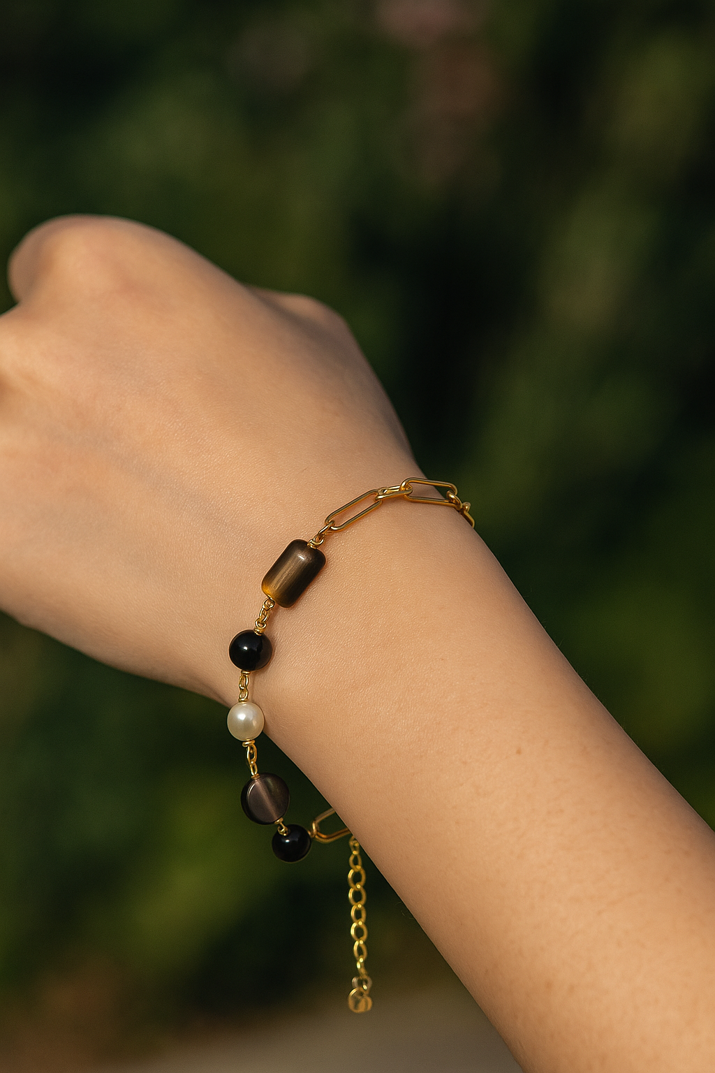 "TingXue" - Tiger’s Eye, Obsidian, Abalone Shell & Pearl Chain-Link Bracelet