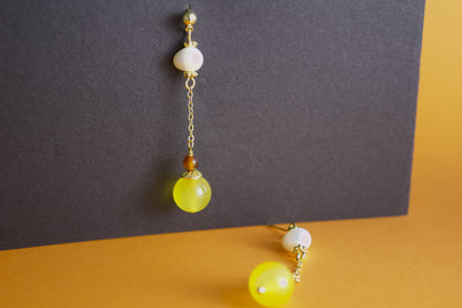 Pure Glow · Agate & Pearl Earrings