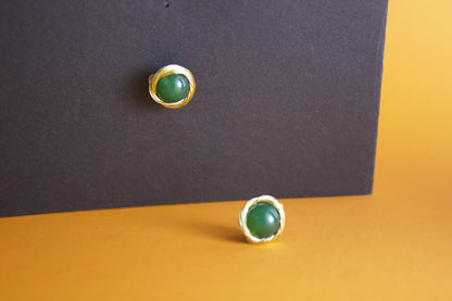 Golden Nest – Green Agate Stud Earrings