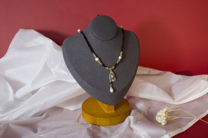 “Yuandie” – Butterfly Pendant Necklace with Pearl & Abalone