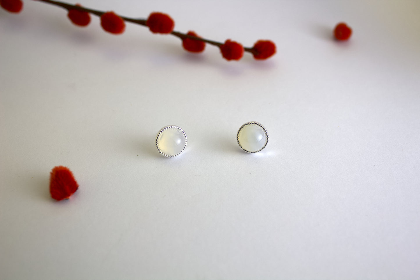 Yue – Agate Stud Earrings